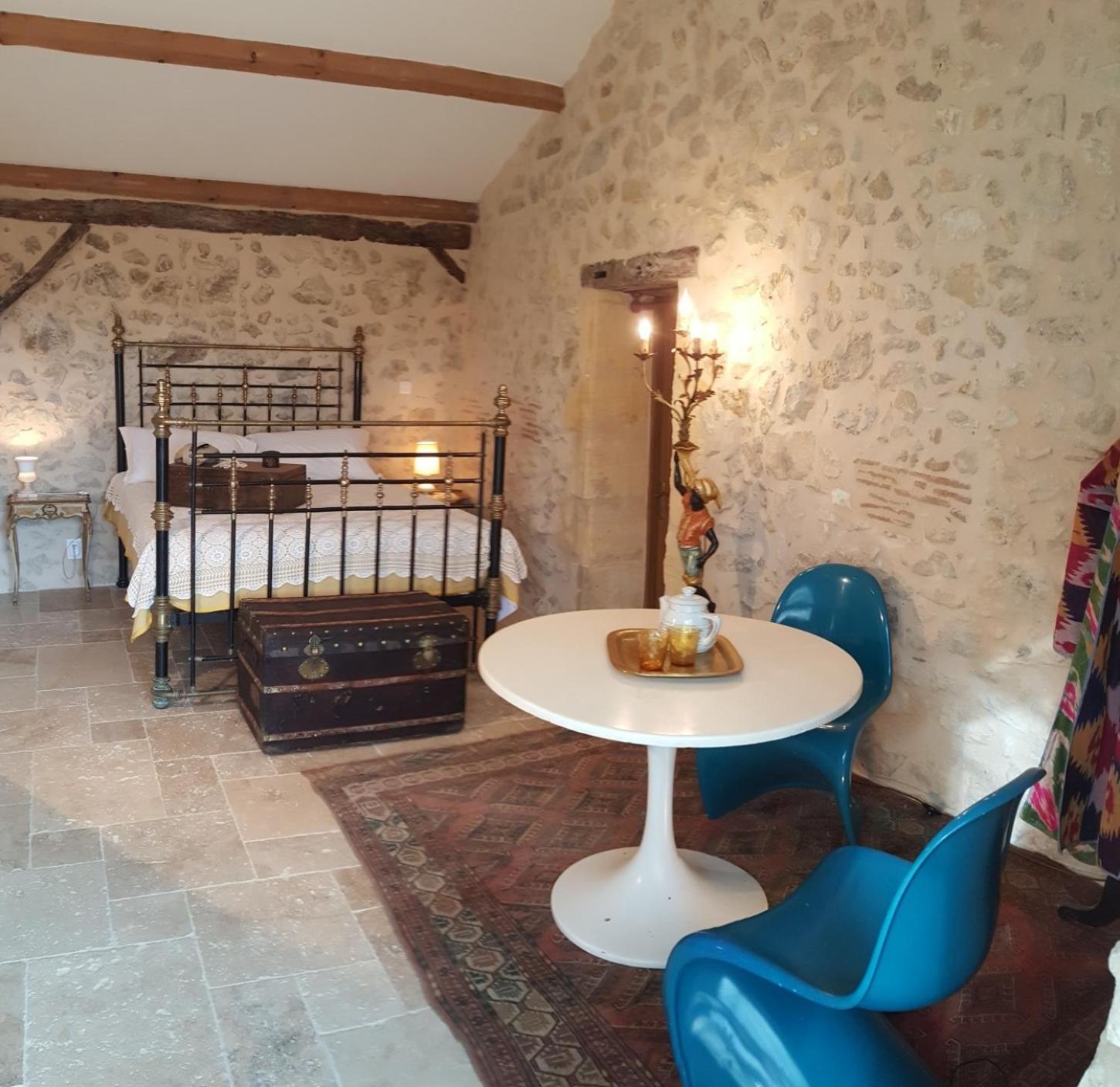 Chateau Le Truch Montussan Zimmer foto